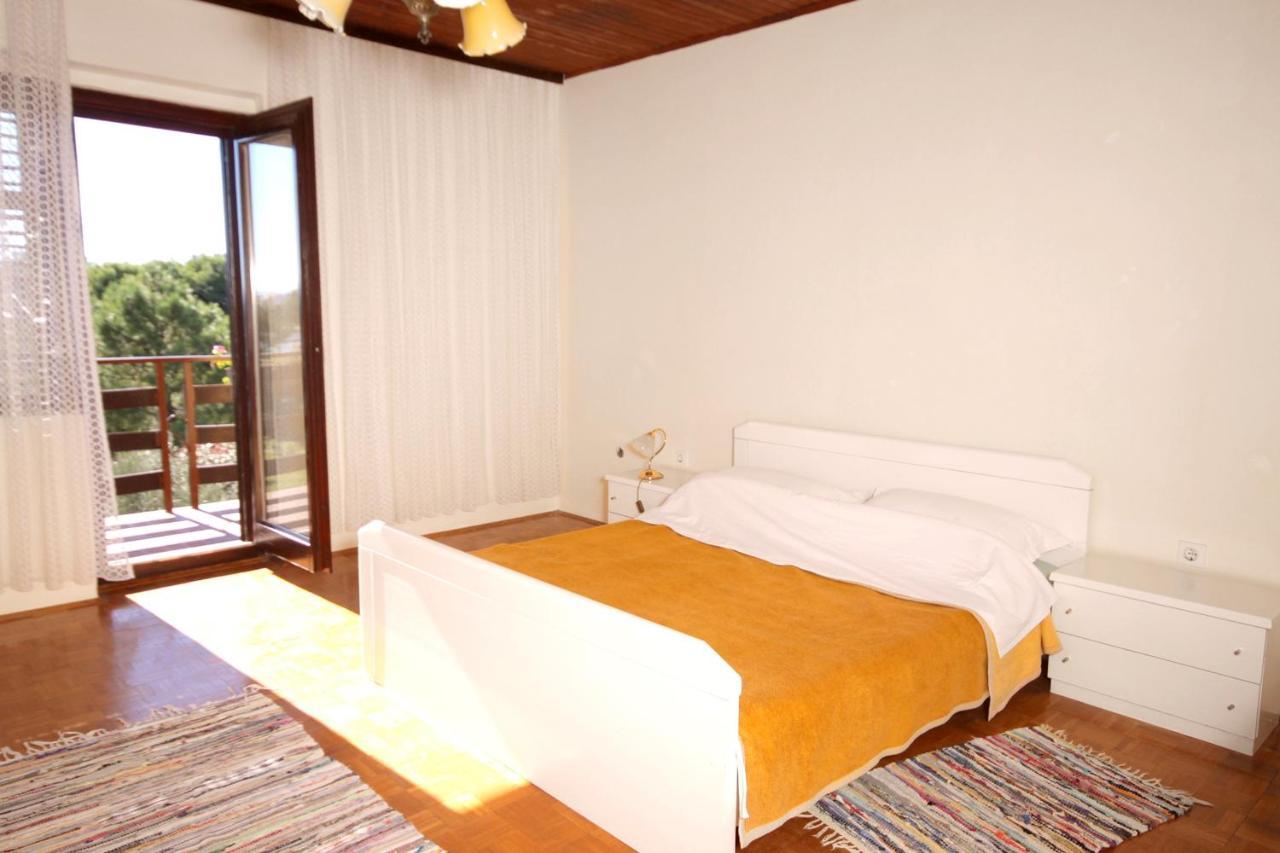 Apartments By The Sea Privlaka, Zadar - 666 Bagian luar foto