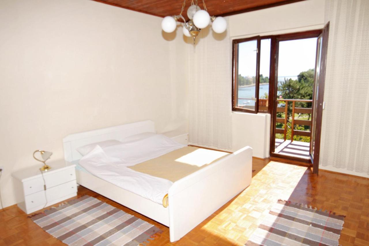 Apartments By The Sea Privlaka, Zadar - 666 Bagian luar foto
